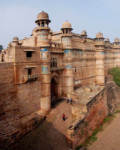 Packers and movers from Bangalore to Gwalior